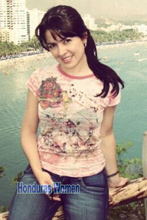 150827 - Diana Age: 44 - Colombia