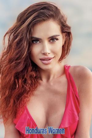190348 - Veronika Age: 32 - Russia