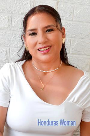 225127 - Maria Age: 52 - Peru