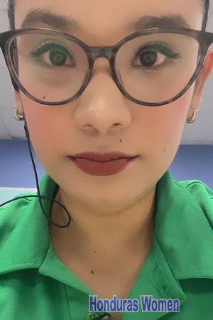 225608 - Karolina Age: 37 - Costa Rica