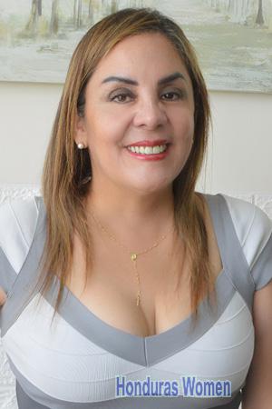 226695 - Marlene Age: 50 - Peru